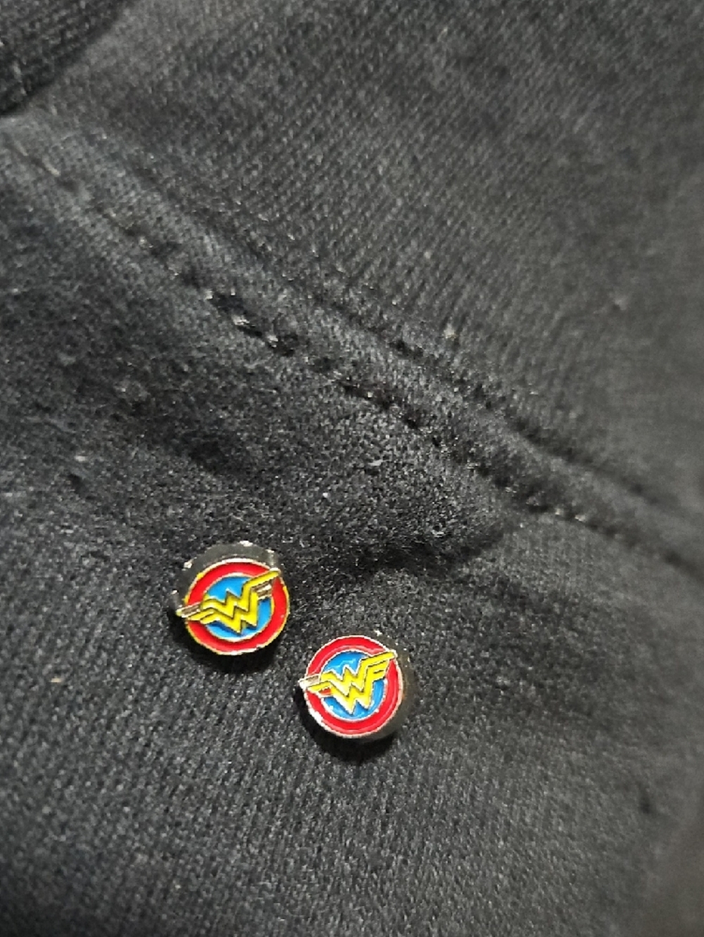 Wonder Woman Logo Stud Earrings - Red, Blue, Yellow - Picture 4 of 4